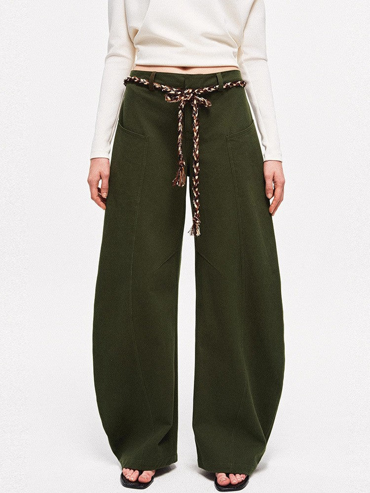 Kvinders brede chino bukser med elegant design og flettet bælte Stilla
