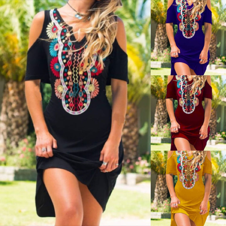 Stilla | Elegant Trykt Petite Off Shoulder A Linie Kjole