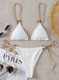 Dame Triangel-Bikini-Sæt med justerbare bånd og gyldne accenter Stilla