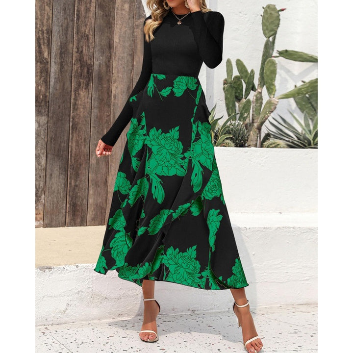 Dame Maxikjole med blomsterdesign og trendy snit Stilla