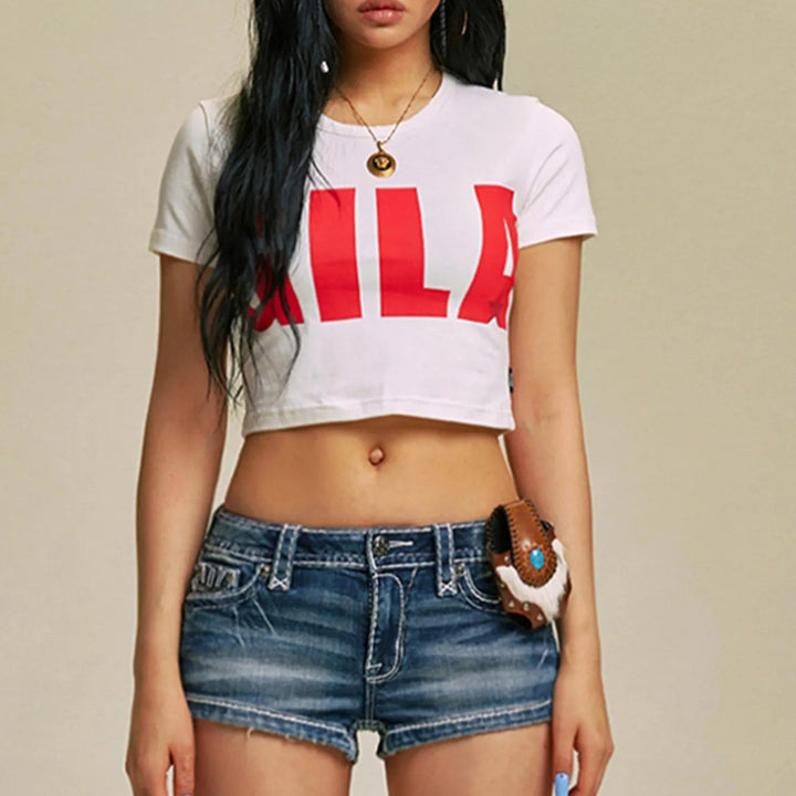Dame Cropped T-Shirt med iøjnefaldende grafisk tryk Skovae
