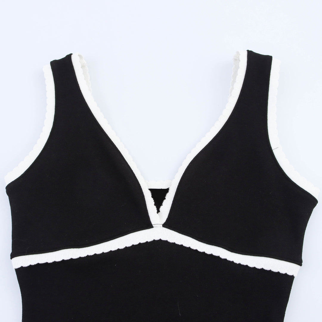 Dame Sleek V-udskæring Bodycon Midi Kjole med Kontrastbesætning Stilla