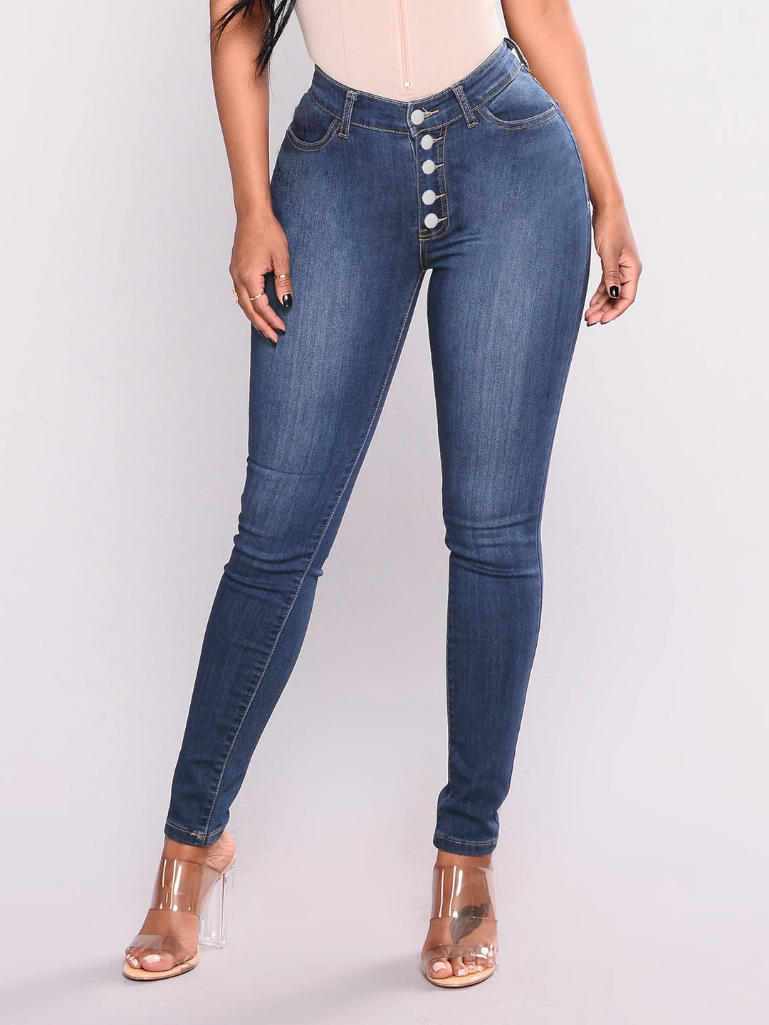 Dame Høj taljeret Premium Skinny Jeans med dekorative knapdetaljer Stilla