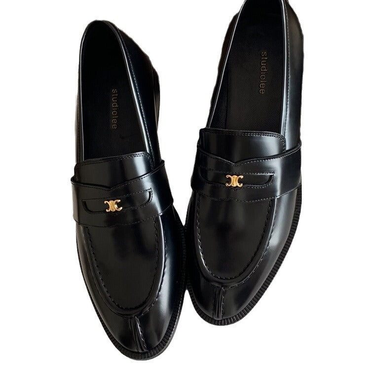 Herrer moderne formelle slippers med dekorativ accent Stilla