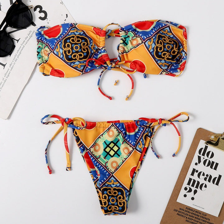Dame Bandeau-Bikini med spændende mønstermix og justerbare stropper Skovae