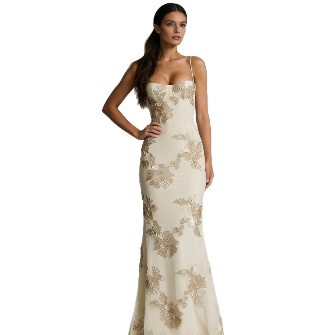 Damer Elegant Figurtilpasset Aftenkjole med florale Broderier Skovae