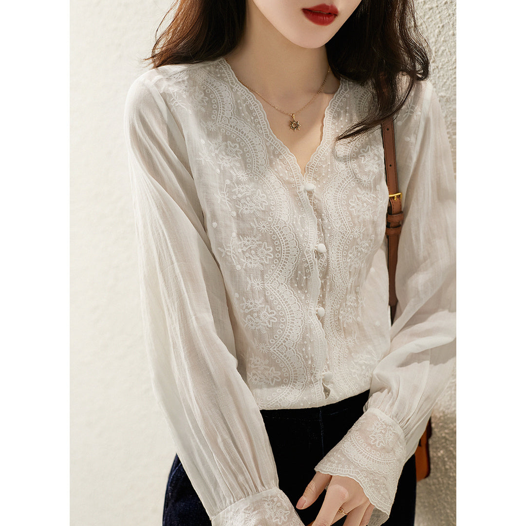 Damer elegant bluse med fin broderi og romantisk krave Stilla