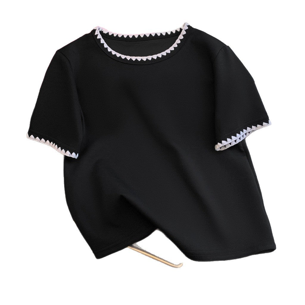 Femme kortærmet T-shirt med dekorativt kant Stilla