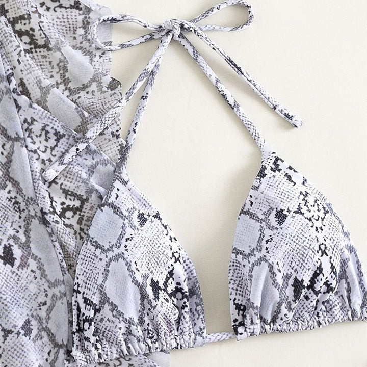 Dame triangel-bikini med asymmetrisk rynkning Skovae