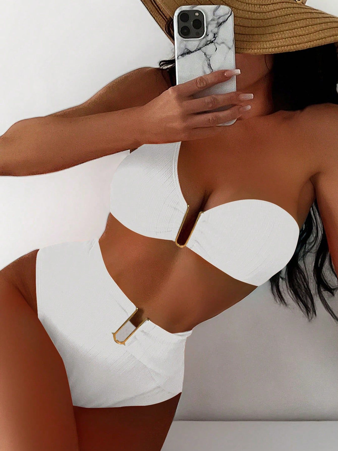Dame Bikini-sæt med slidstærk høj talje og stilfuldt clasp-design Stilla