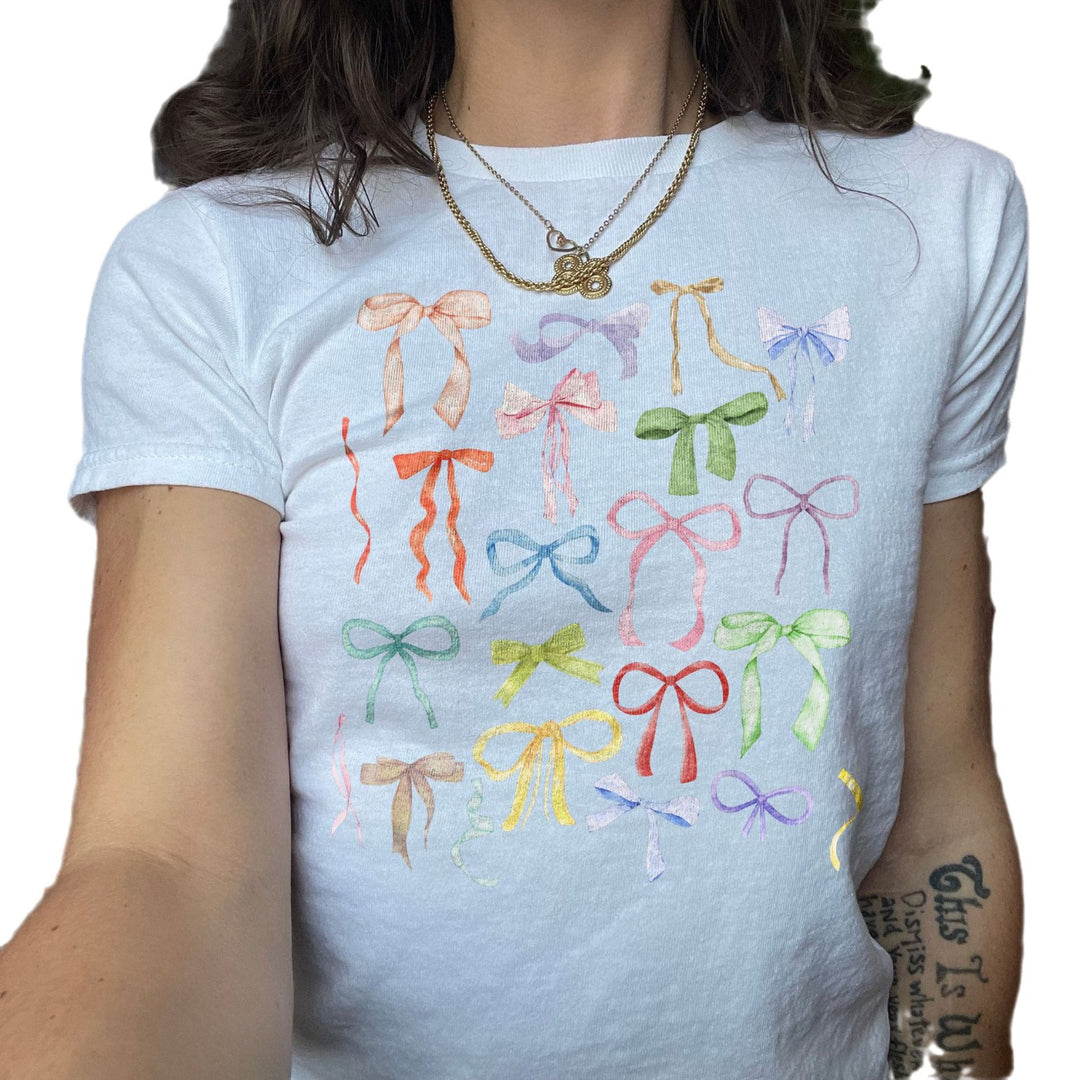Dame T-shirt med fluffy sløjfe motiv Skovae