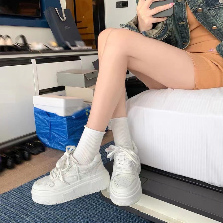 Dame Chunky Platform Sneakers med strukturerede detaljer Stilla