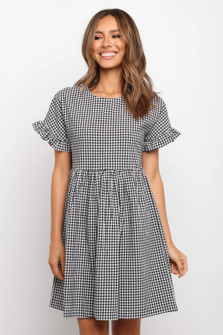 Femme Gingham Babydoll kjole med flæsekanter Stilla