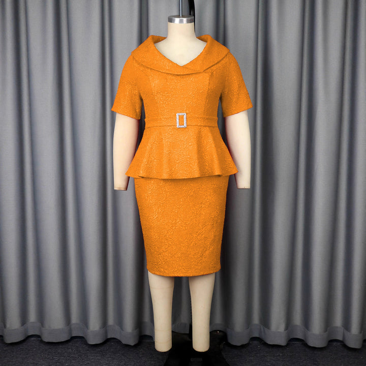 Dame figurtilpasset Peplum-kjole med raffineret taljering