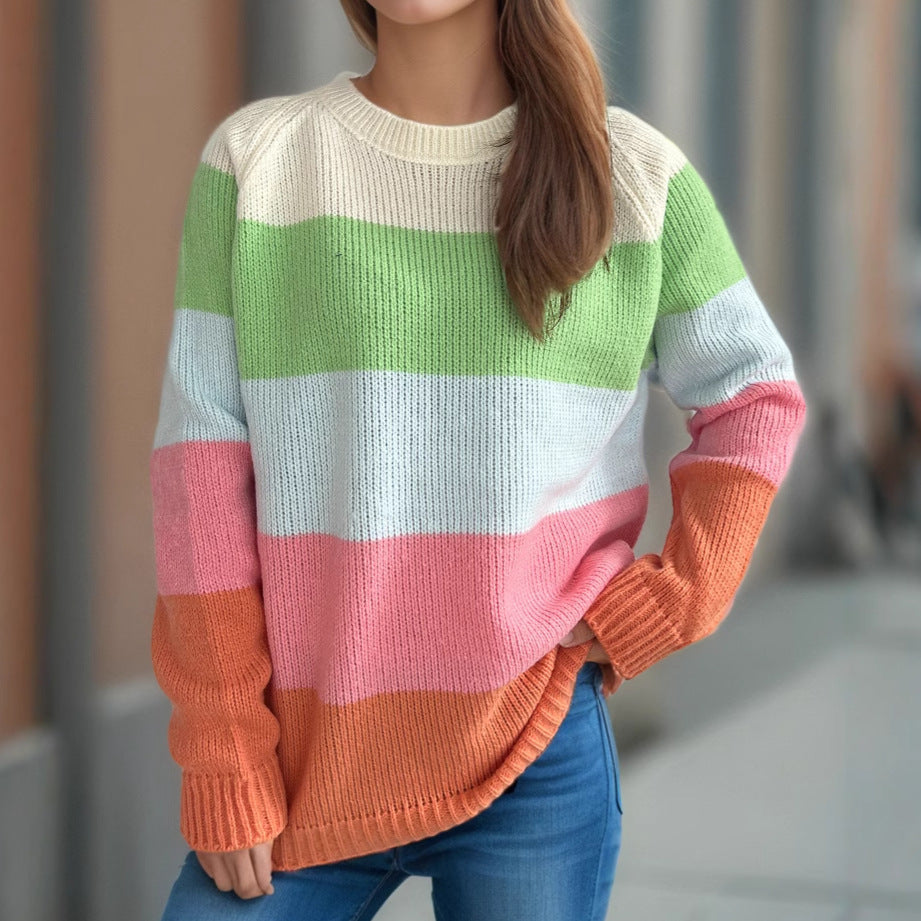 Kvinders stribede strikket sweater med en afslappet pasform og farverigt design Stilla