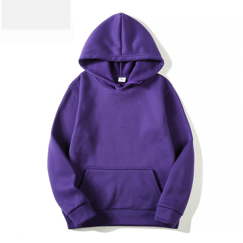 Dame hoodie med en komfortabel pasform og praktisk kængurulomme Skovae