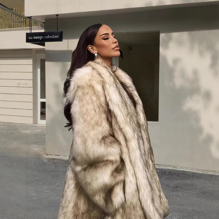 Dame Kunstpels Frakke med oversized snit og elegante detaljer Stilla