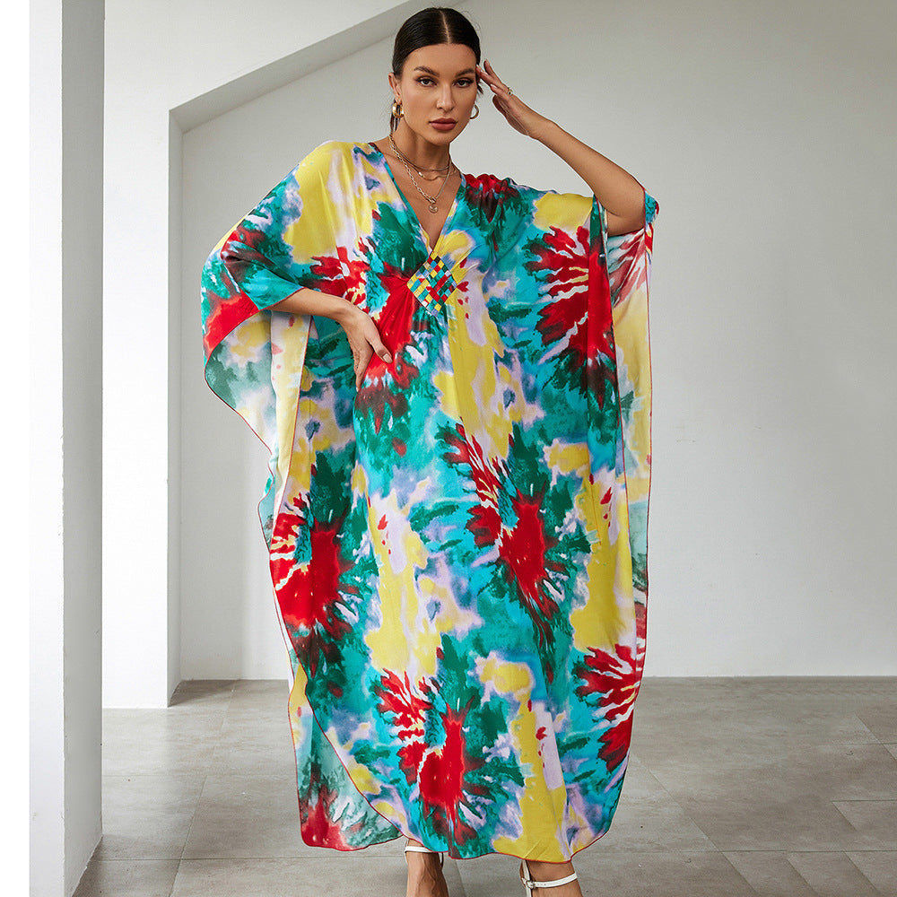 Dame Strandkaftan med elegant V-udskæring og farverigt mønster Stilla