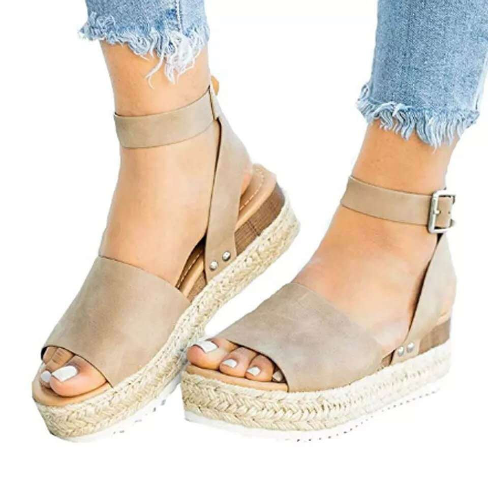 Dame Plateau-sandaler med justerbar rem og skridsikker sål Stilla