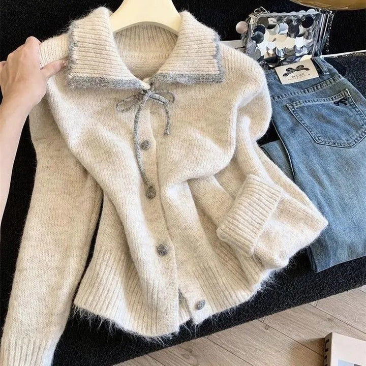 Kvinders hyggelige cardigan med stor krave og knapdetaljer Stilla