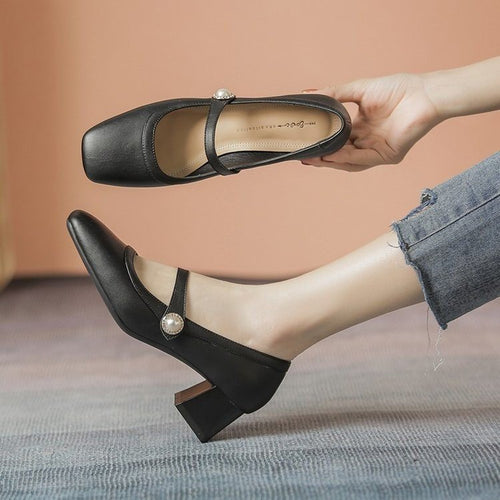 Dame ballerinas med elegant remdesign og fashionabel perledekor Stilla