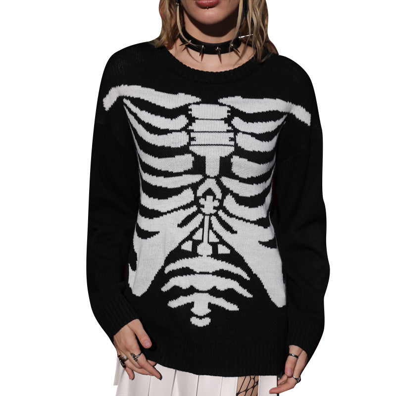Dame sweater med iøjnefaldende skeletmotiv og afslappet snit Stilla