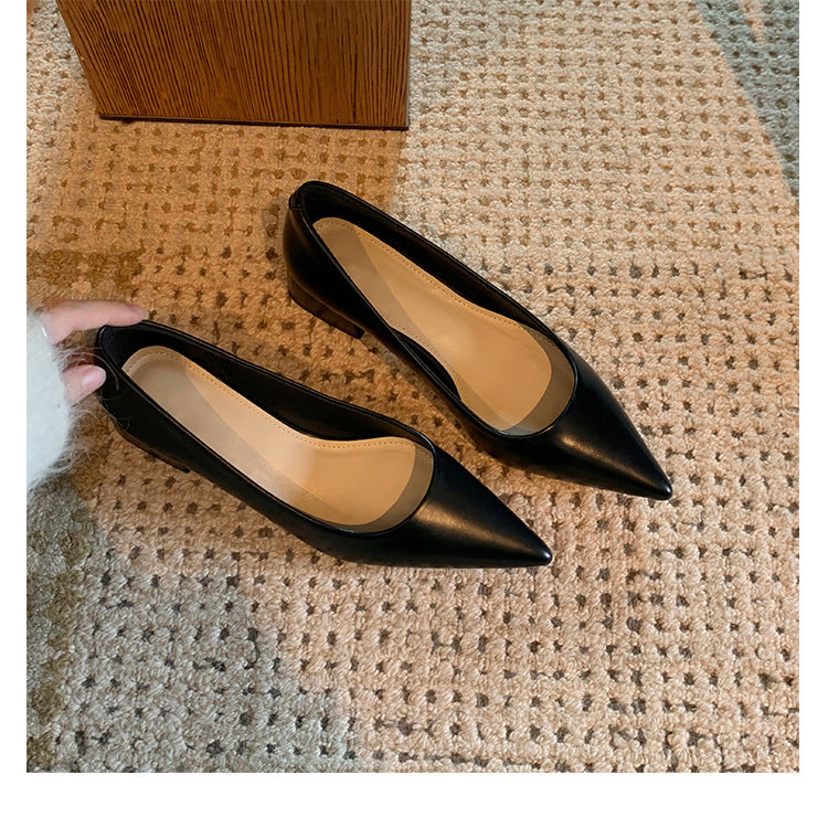 Dame spids Slip-On Ballerinas med elegant udskæringsdesign Stilla
