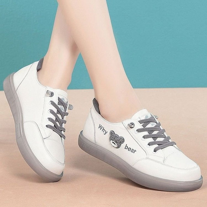 Dame Sneakers med stilfuldt teddy-motiv og skridsikker gummisål Stilla