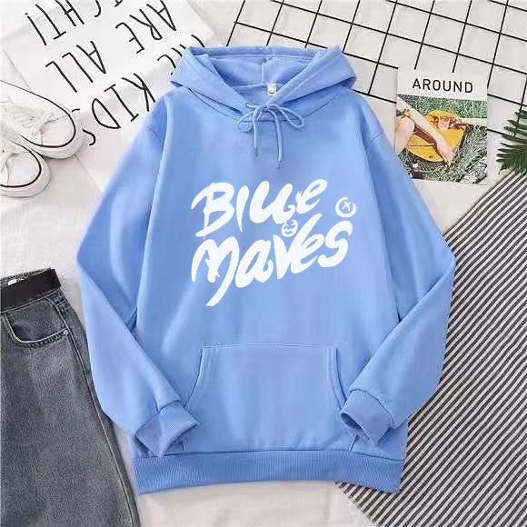 Kvinders hoodie med iøjnefaldende print Skovae