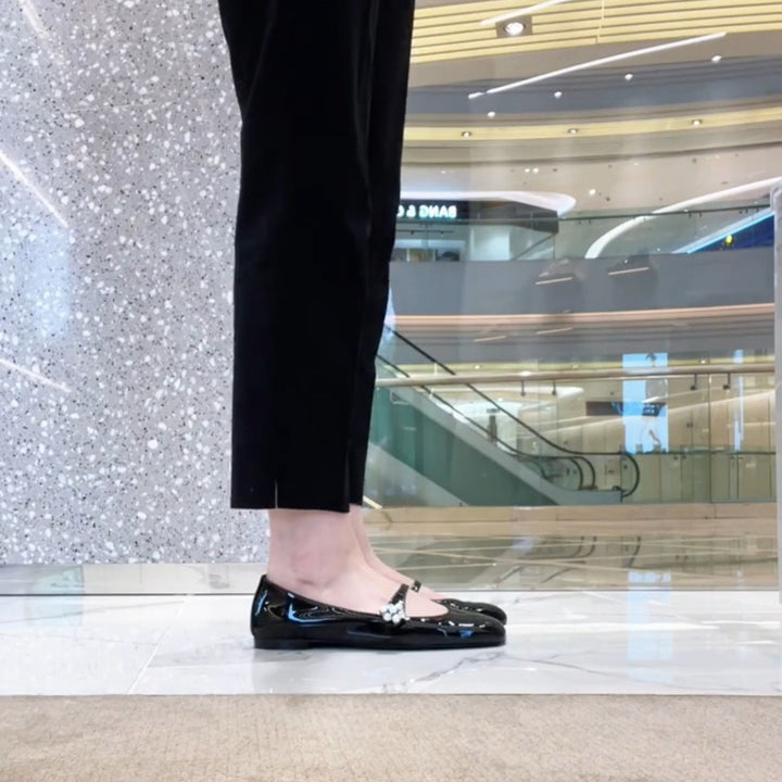 Dame elegante Laklæder Ballerina Flats med Perleaccent Stilla
