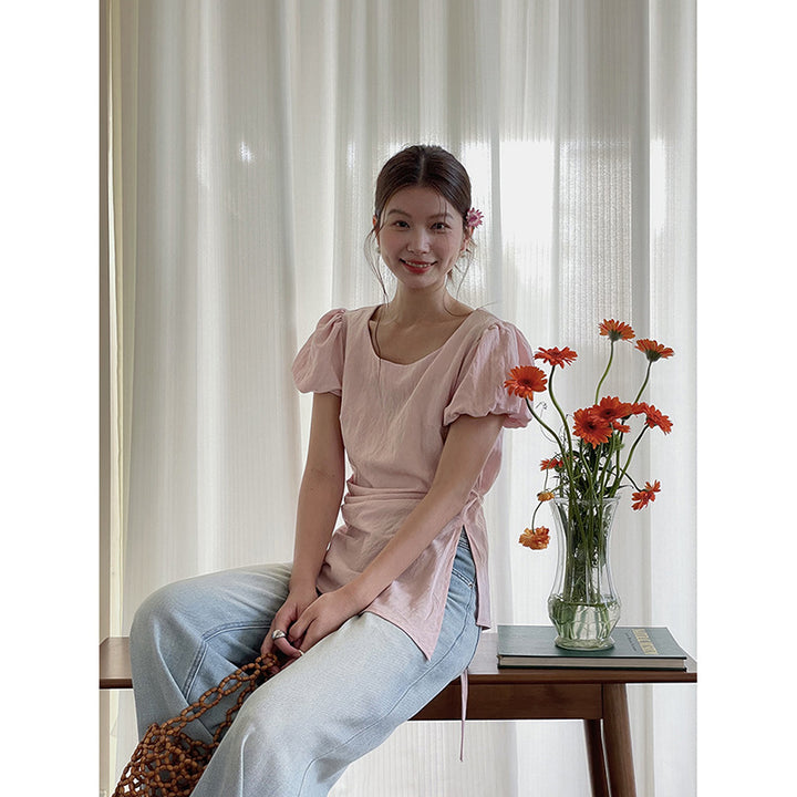 Damer Rynket T-shirt med asymmetrisk snit og justerbare stropper Stilla