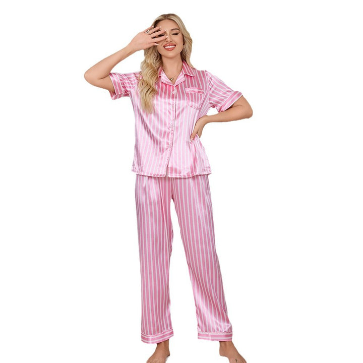 Dame Satin Pyjamasæt med moderne stribemønster Stilla