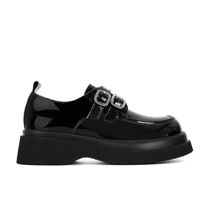 Femme Slip-On Loafers med dekorerende spænder Stilla