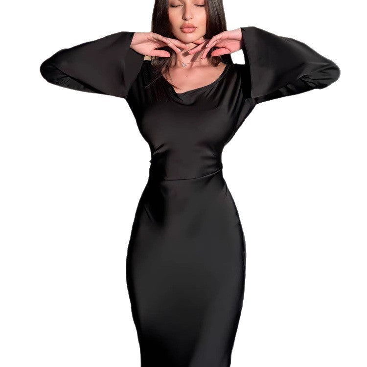 Dame elegant langærmet satin maxi kjole med brede ærmer Stilla