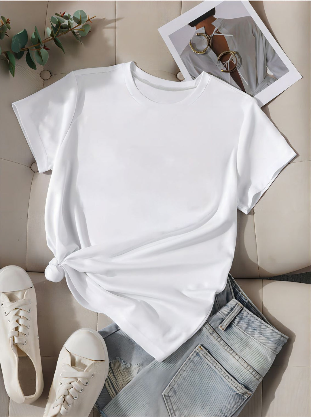 Dame oversized bomulds T-shirt med lige pasform og minimalistisk design Skovae