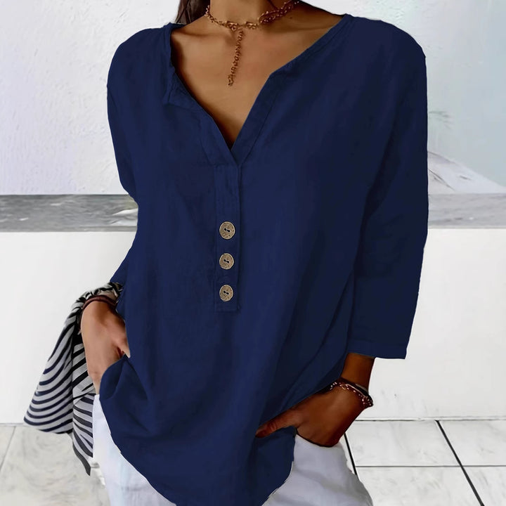 Dame løs linned bluse med blide knapdetaljer Stilla