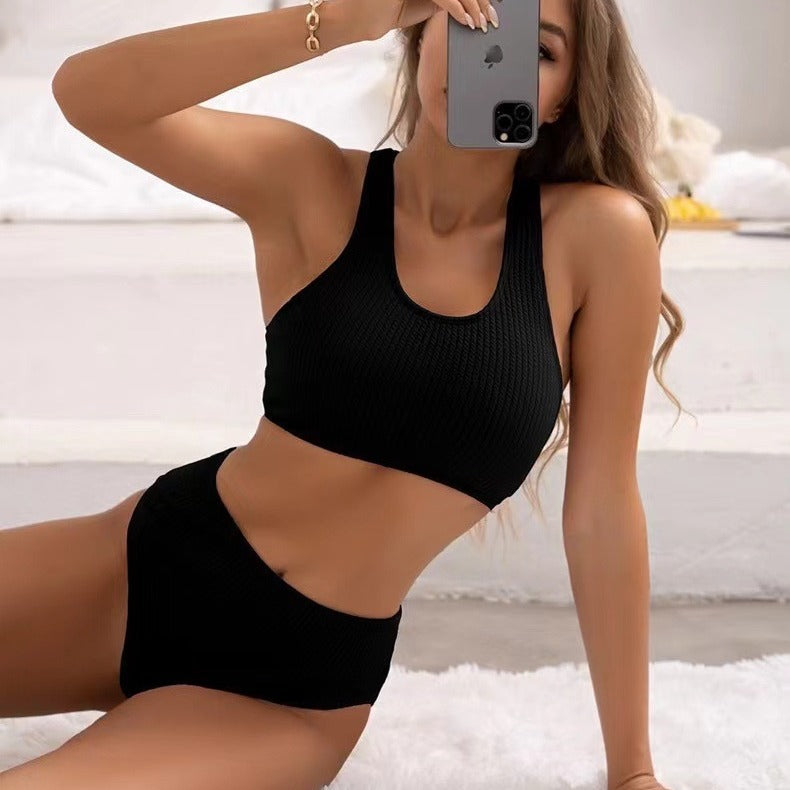 Dame Bikini-sæt med sportsligt og komfortabelt ribdesign Skovae