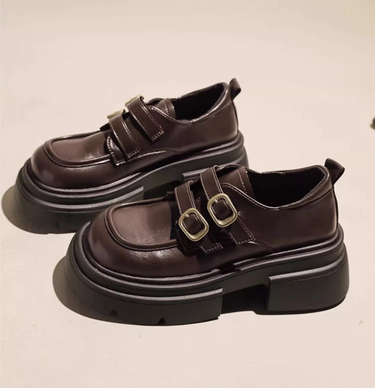Dame Chunky Loafers med dobbelt spænde-design og robust profil Stilla