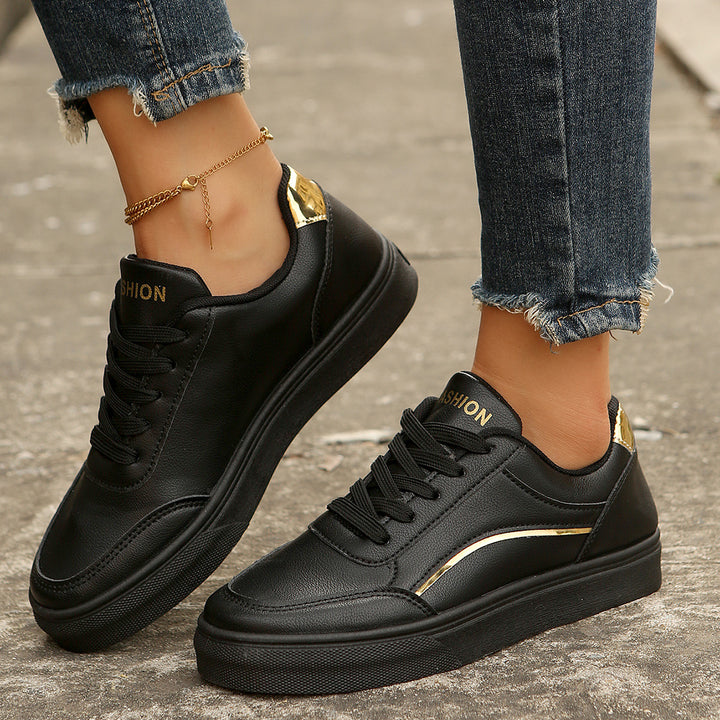 Dame Sporty Sneakers med skridsikker gummisål og modeglimmer-accents Stilla