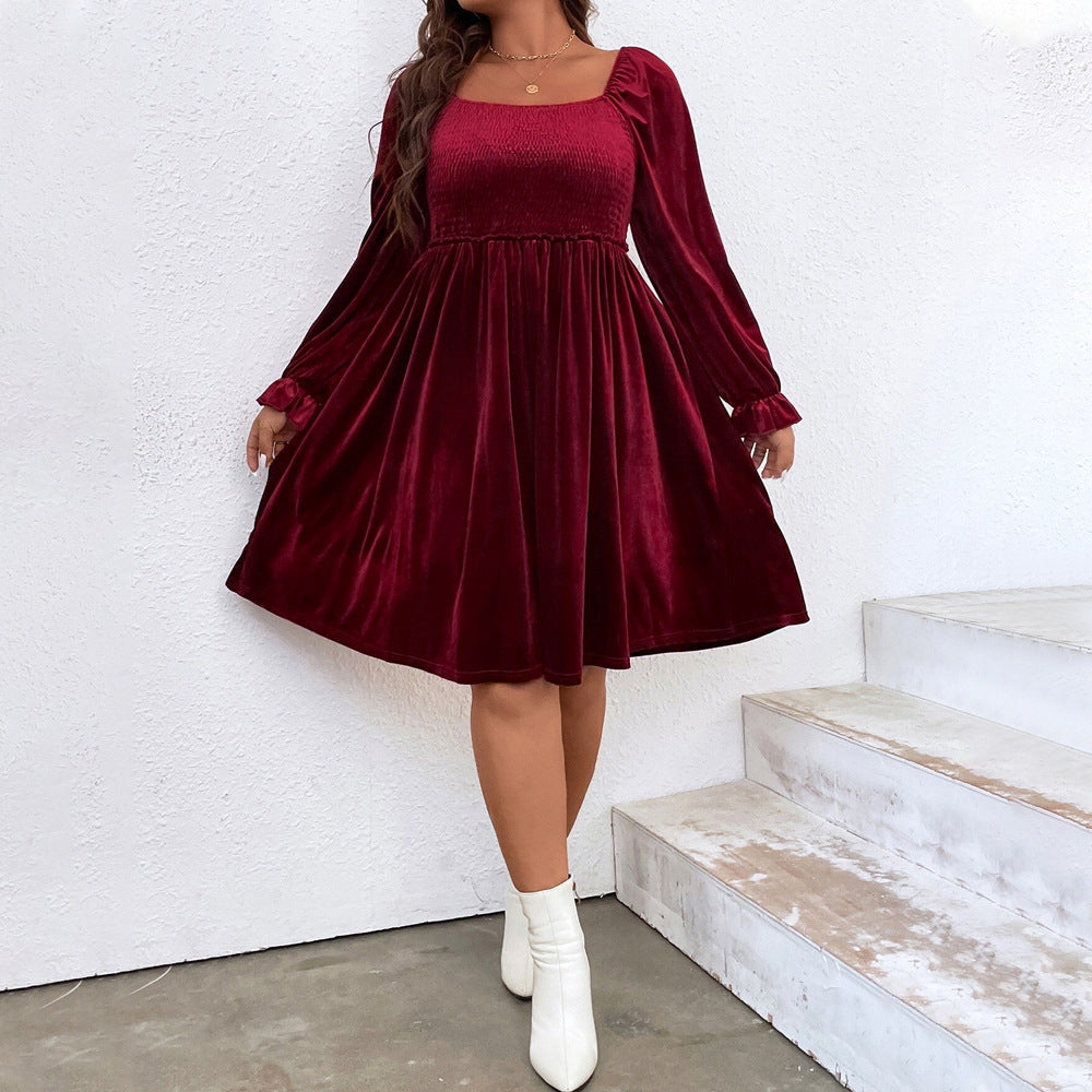 Dame elegant minikjole i blødt velour med elastisk talje og pufærmer Stilla