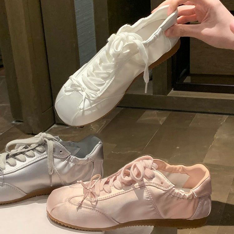 Dame Let Satin Sport Sneakers Stilla