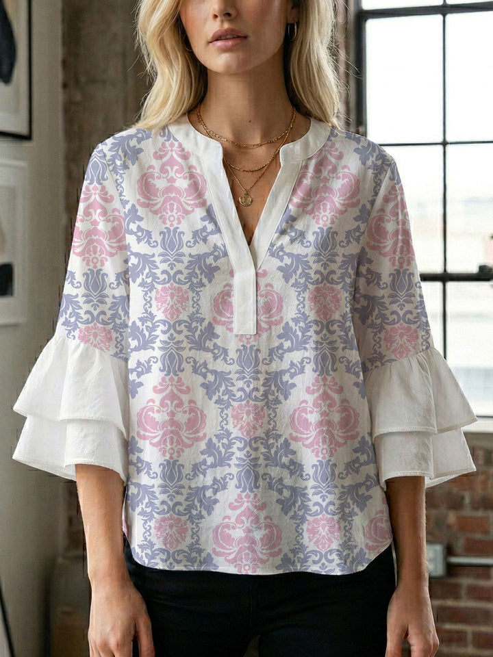 Damebluse med smukt blomstermotiv Skovae