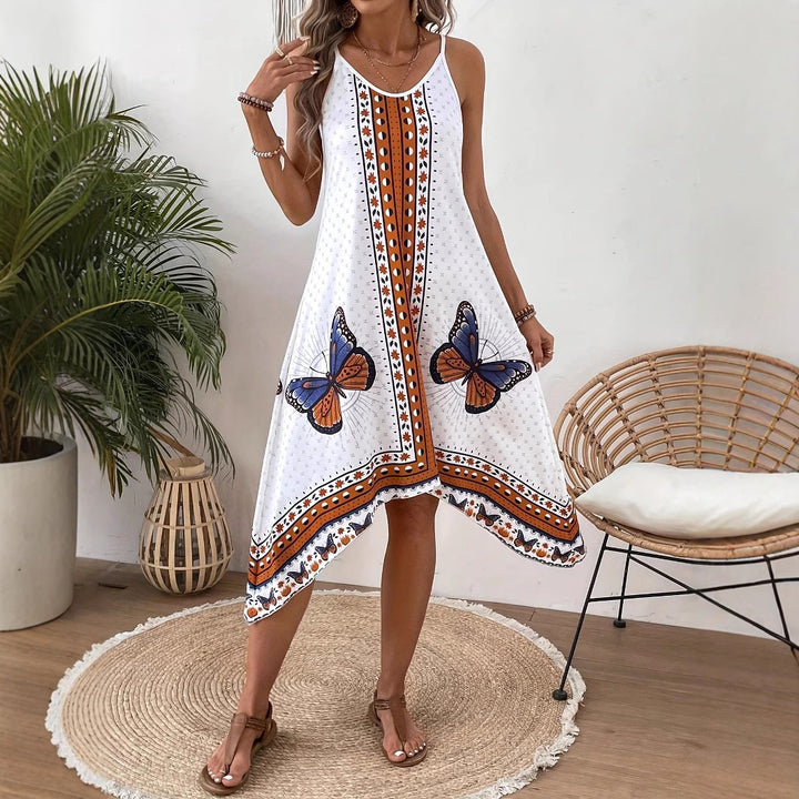 Dame Let sommerkjole med asymmetrisk design og florale accenter Stilla