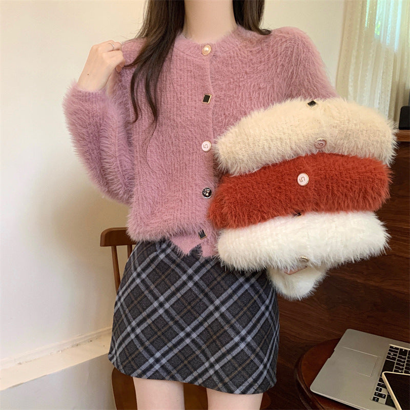 Femme Fluffy Knap-cardigan Stilla