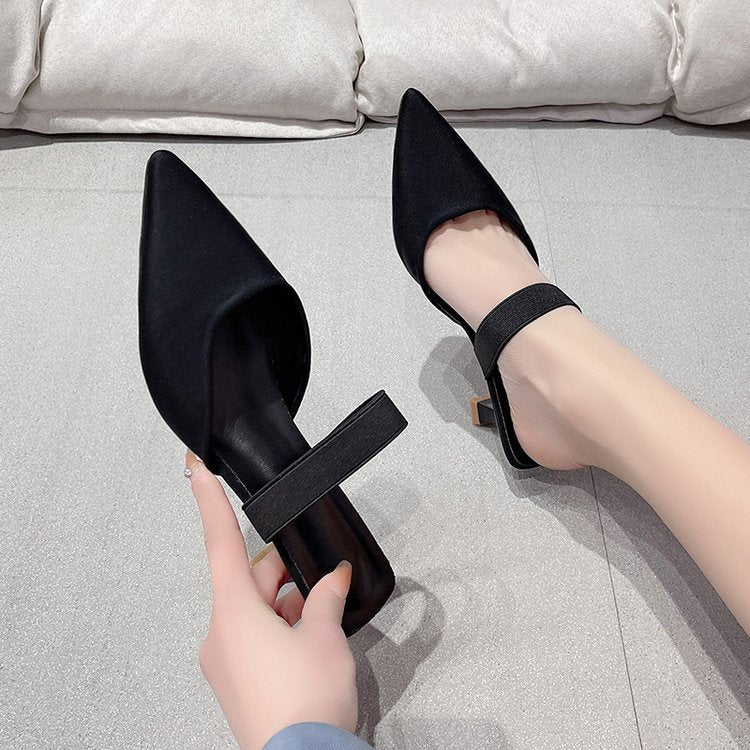 Dame Slingback-pumper med elegant spids design og komfortabel hælrem Stilla