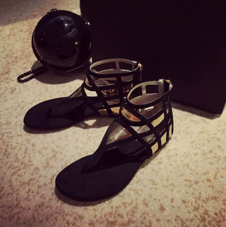 Dame Tåsplit Sandaler med elegante remme Stilla