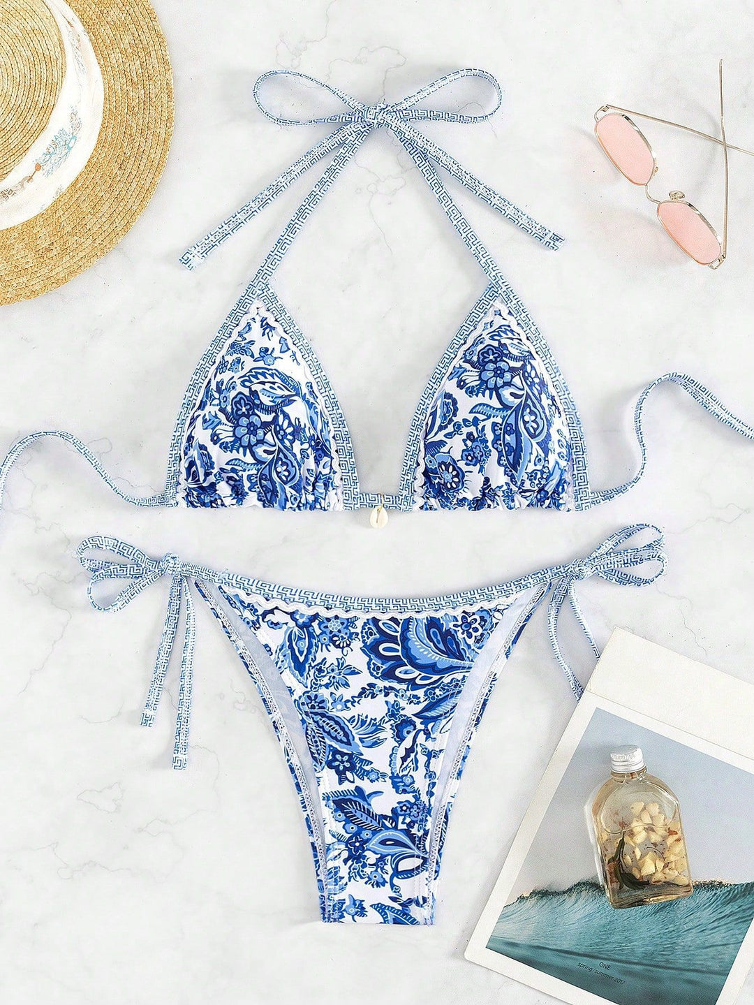 Dame triangel-bikini med justerbare bånd og elegante detaljer Skovae