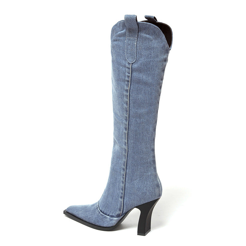 Dame cowboy støvler i denim med moderigtigt blokhæle og spidse tåområde Stilla
