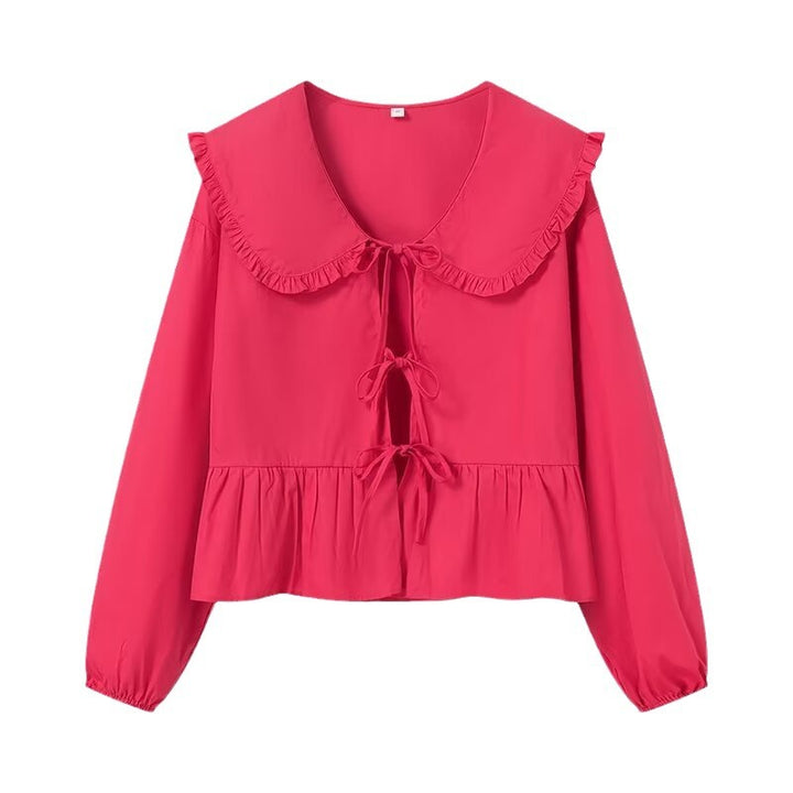 Damebluse med rynkedetalje og elegant krave Stilla