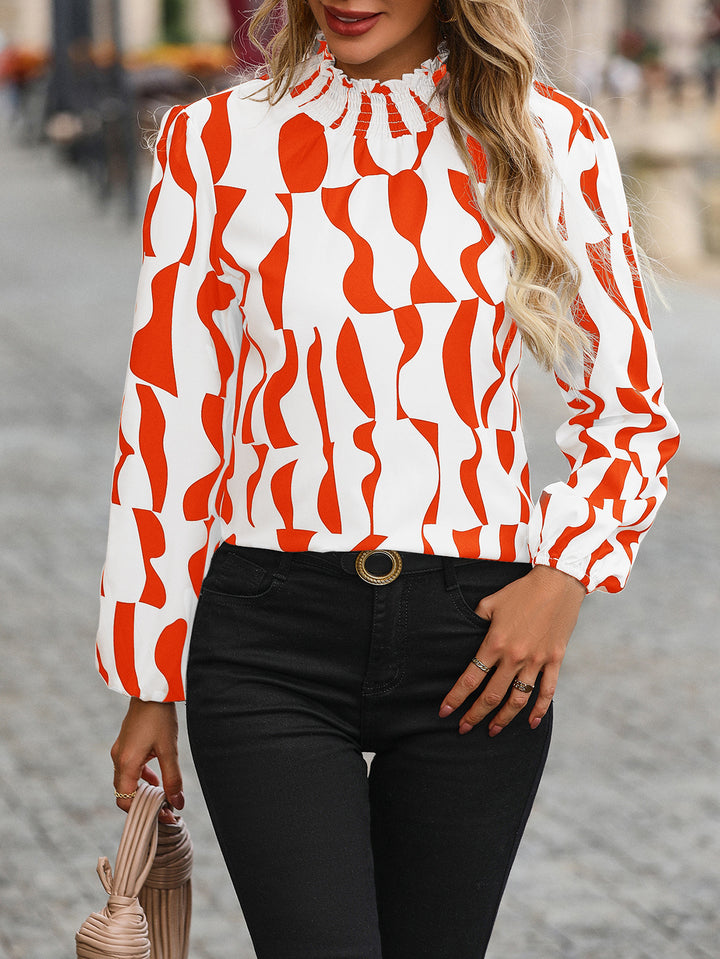 Damebluse med modebølgedesign Stilla